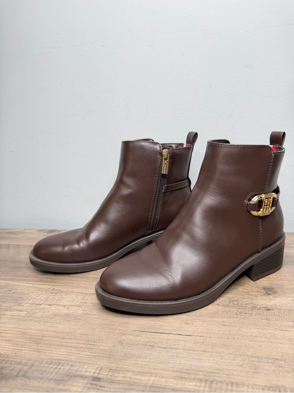 Tommy Hilfiger Imiera Faux Leather Dark Brown Ankle Boots (6 1/2)